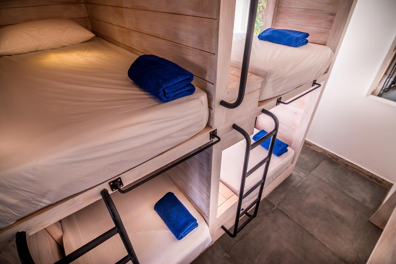 Island Hostels Mount Lavinia マウントラビニア エクステリア 写真