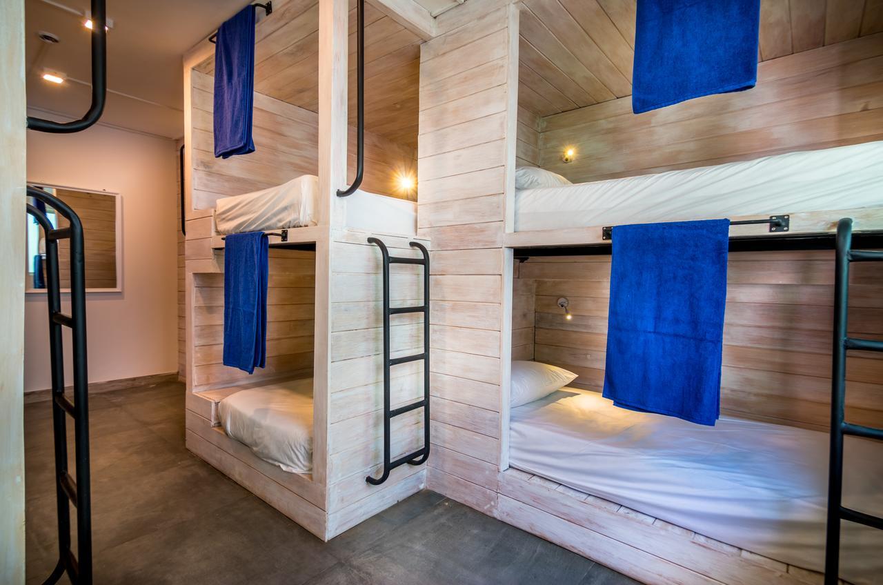 Island Hostels Mount Lavinia マウントラビニア エクステリア 写真